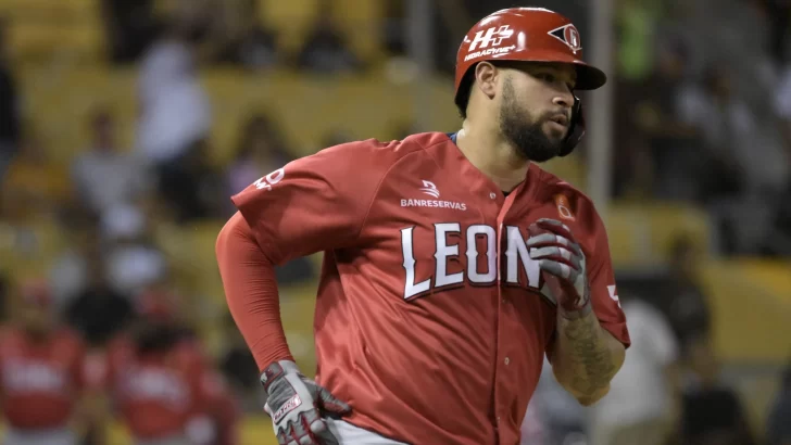 Gigantes firman al receptor Gary Sánchez