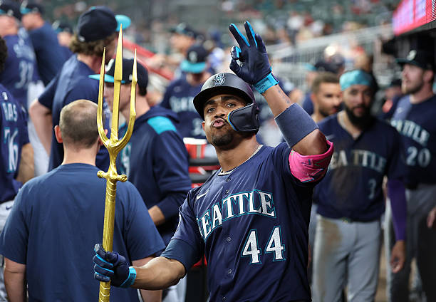 Julio dio su jonrón 28 y 29; Fernando el 20