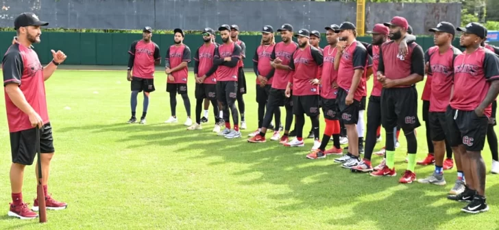 Jose-Leger-y-Jugadores-728x335