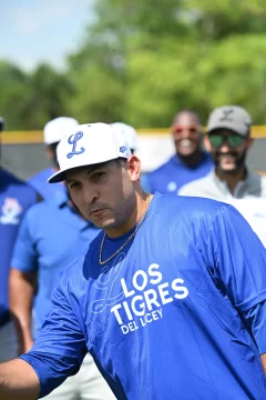 PEspino92425b-485x728