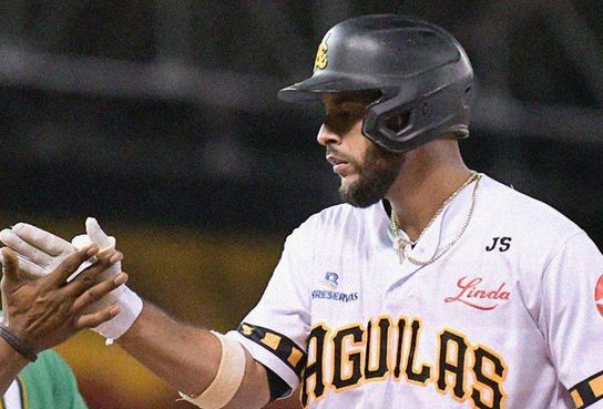 Toros firman al infielder Ramón Torres
