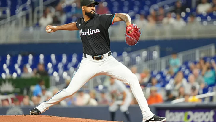 Sandy Alcántara se recupera para su novena victoria