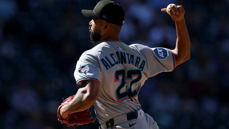 Los Marlins siguen en alza; Sandy asegura  la barrida  