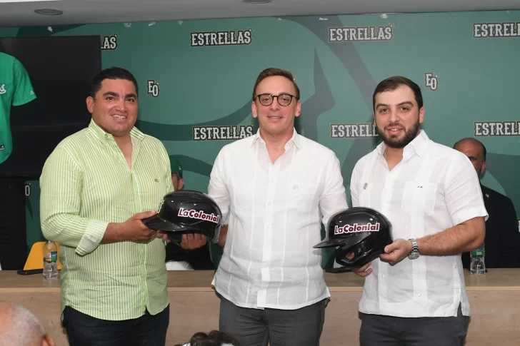 ENTREGA-DE-CASCOS-728x485