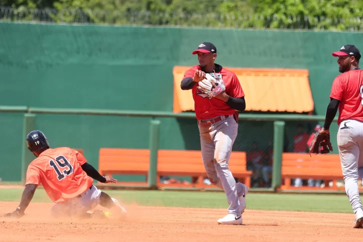 Erik-González-pretemporada-vs-Toros-2-728x485