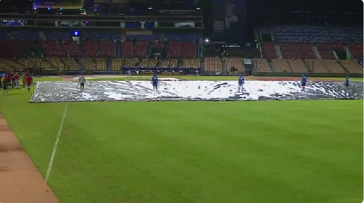Lluvias obligan a posponer  el juego de Gigantes y Licey