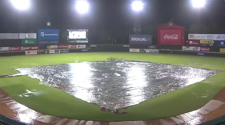 Primer juego pospuesto por lluvia 2025-26