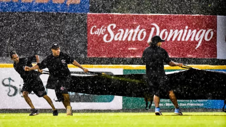 Lluvias vuelven a suspender juego