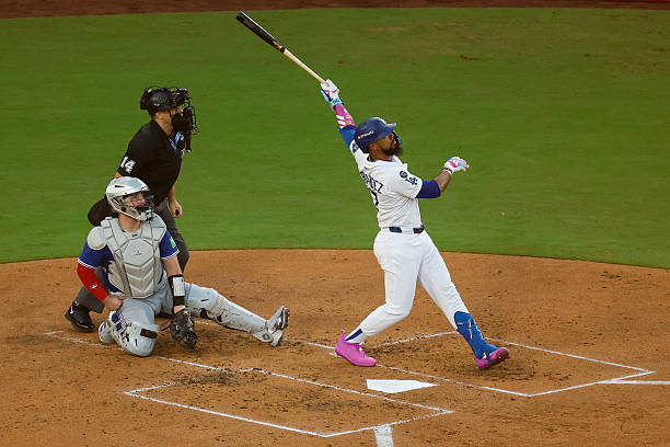 Teoscar-Hernandezz-2