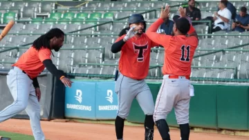 Toros dominan juegos de entrenamientos