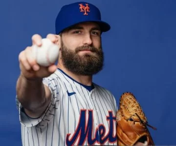 Ty Adcock por primera vez en Lidom