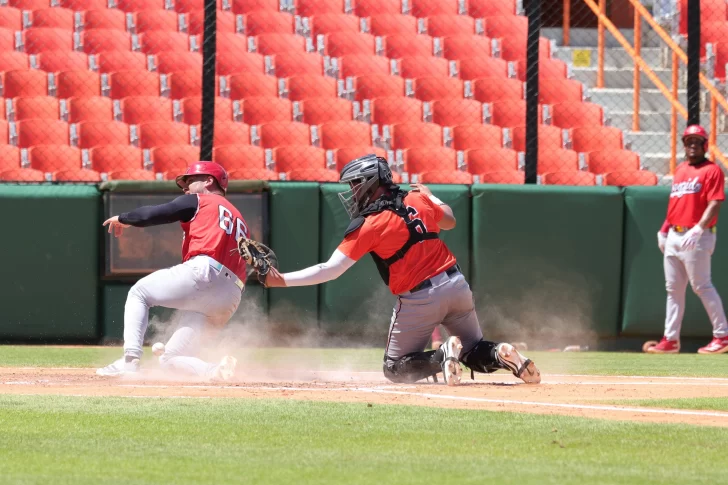 Urbáez y Guzmán se destacan en victoria de Toros Urbáez y Guzmán se destacan en victoria de Toros