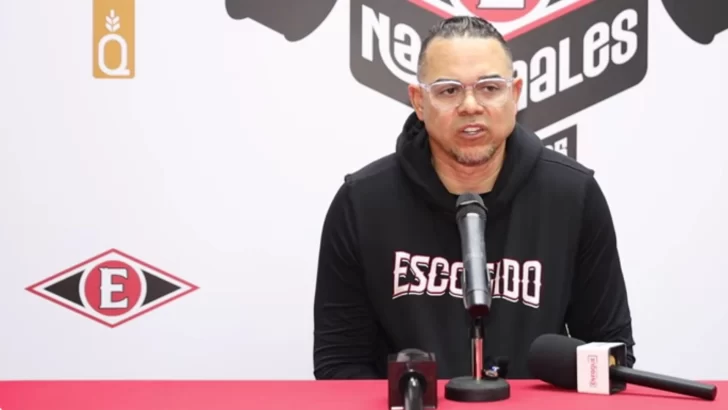 Labor del pitcheo y el bateo oportuno en victoria del Escogido