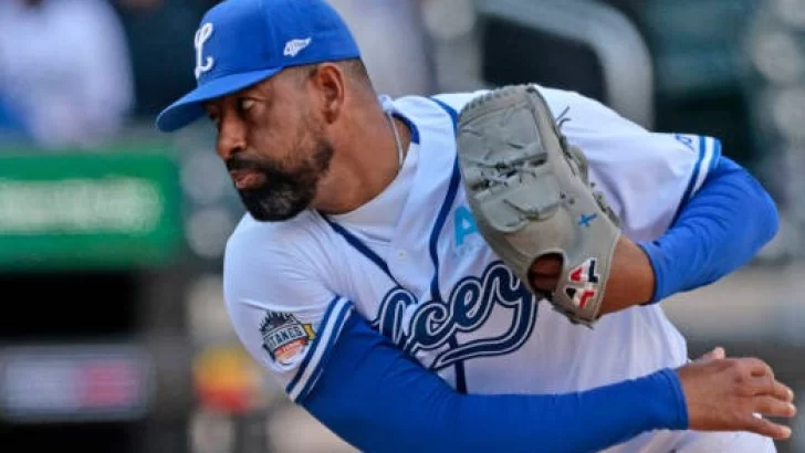 César Valdez persigue su victoria 28 y un sitial histórico con el Licey