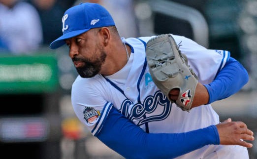 César Valdez persigue su victoria 28 y un sitial histórico con el Licey