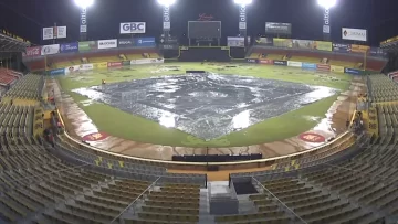 Vuelve a ser pospuesto por lluvias en Santiago