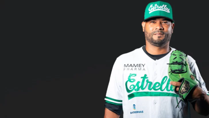 Esmil Rogers va por la historia esta noche