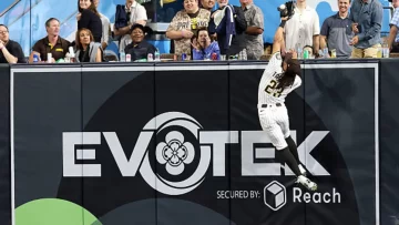 Fernando Tatis Jr., segundo jardinero dominicano Fernando Tatis Jr., segundo jardinero dominicano