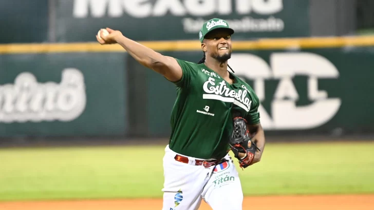 Estrellas ganan apoyados en pitcheo de De la Cruz y jonrones de Lester y Tena