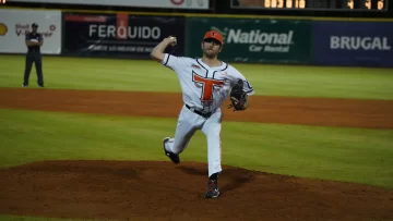 Cinco importados llegan al coral