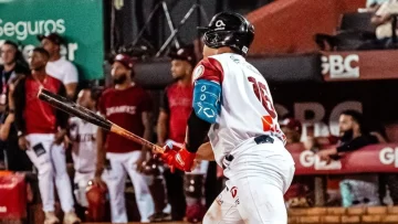 Gigantes cortan racha con explosión ofensiva