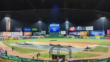Pospuesto nuevamente juego Águilas–Licey Pospuesto nuevamente juego Águilas–Licey