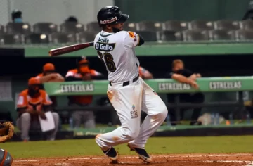 Roberto Durán tercer robo del plato de la temporada