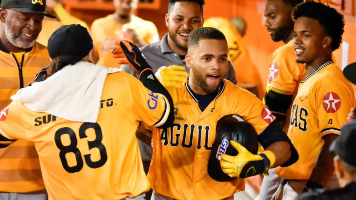 Águilas se reponen de inmediato  ante Toros