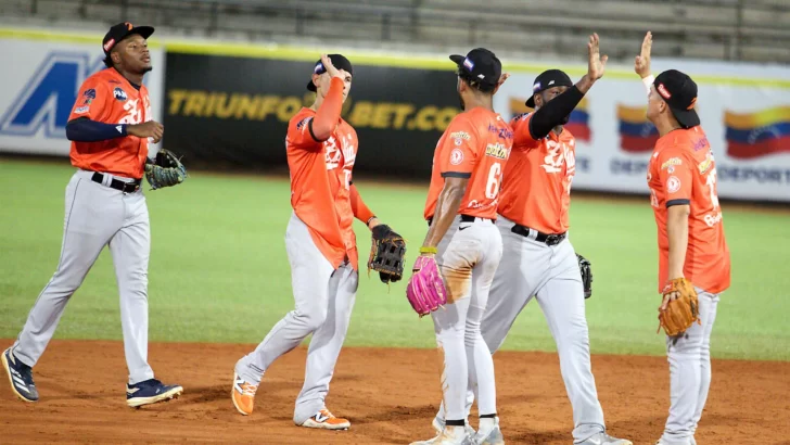 Zulia, Obregón, Santurce y Águilas lidera el caribe Zulia, Obregón, Santurce y Águilas lidera el caribe