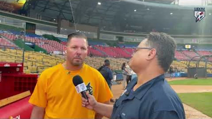 Entrevista a Yunesky Maya, coach de bullpen de las Águilas