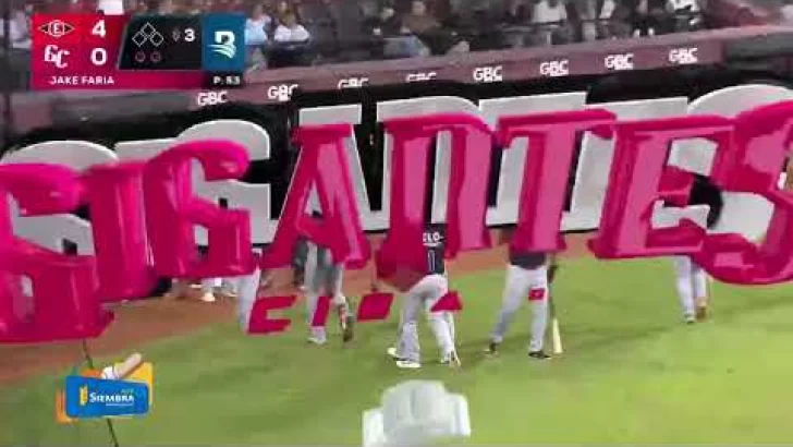 Franchy Cordero conecta cuadrangular de tres carreras