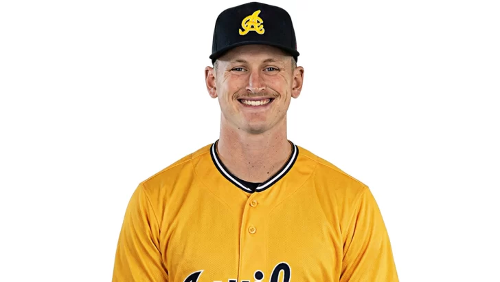 Contratan al jugador del cuadro Corey Joyce