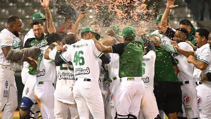 Marco Luciano decide luego de dos outs el triunfo de Estrellas 12-11 ante Gigantes Marco Luciano decide luego de dos outs el triunfo de Estrellas 12-11 ante Gigantes