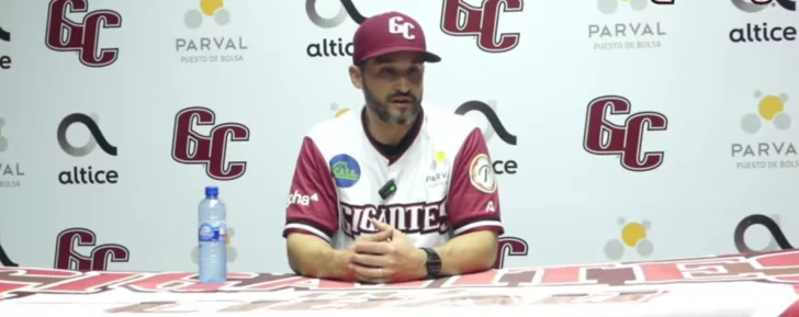 José Leger analiza revés de y anuncia movimientos en el pitcheo José Leger analiza revés de y anuncia movimientos en el pitcheo