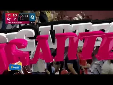 Batazo de poder de Junior Lake