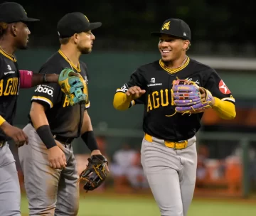 Águilas se meten de lleno en la pelea por la clasificación Águilas se meten de lleno en la pelea por la clasificación