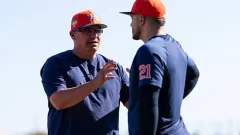 Díaz vuelve a la acción con Houston