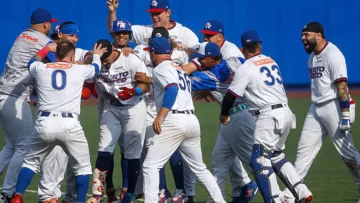 Rubén Castro define en el noveno y Santurce gana primero Rubén Castro define en el noveno y Santurce gana primero