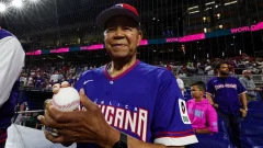 Marichal dice que habría “pagado por jugar” un WBC  y elogia a la nueva generación
