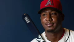 Perdomo lidera ofensiva con dos triples en Arizona