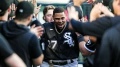Junior Pérez conecta su primer jonrón