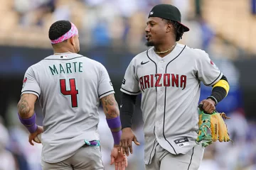 Perdomo recibe tratamiento en la mano Perdomo recibe tratamiento en la mano