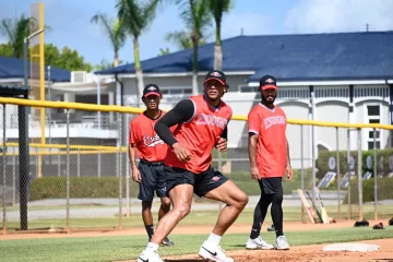 Erik González encabeza presencia de figuras en segundo día de entrenamientos Erik González encabeza presencia de figuras en segundo día de entrenamientos