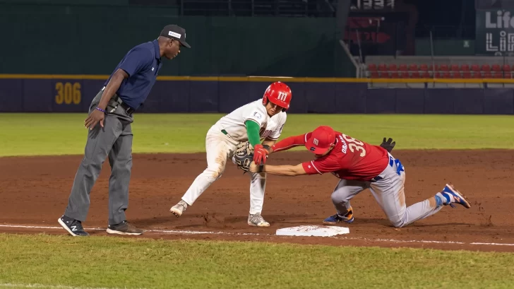 Gallardo impulsa a México sobre Dominicana en duelo de pitcheo Gallardo impulsa a México sobre Dominicana en duelo de pitcheo