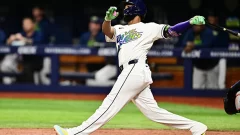 ¡Junior Caminero lo hace!  Sella con jonrón el boleto de Tampa Bay a los playoffs