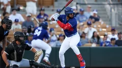 Morales destaca con el madero y acelera su ascenso en el sistema de los Dodgers