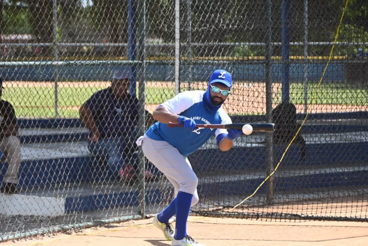 Bonifacio y Florial se integran al campamento del Licey Bonifacio y Florial se integran al campamento del Licey
