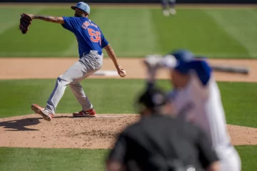 Carl Edwards Jr. refuerza el bullpen de las Águilas Carl Edwards Jr. refuerza el bullpen de las Águilas