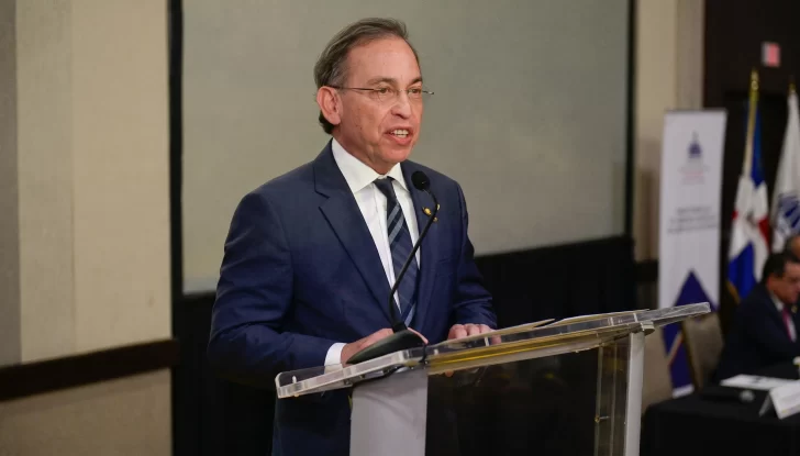 Lawrence Riggio asume presidencia con la mira en el campeonato Lawrence Riggio asume presidencia con la mira en el campeonato