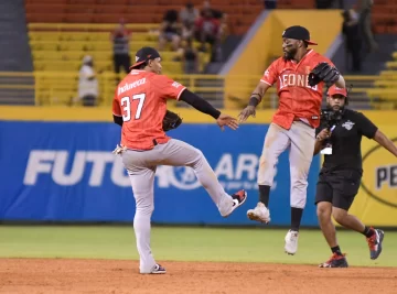 Escogido remonta ante Águilas para ganar 6-3 y extender a cuatro su racha ganadora Escogido remonta ante Águilas para ganar 6-3 y extender a cuatro su racha ganadora